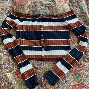 Me to We off shoulder crop long sleeve